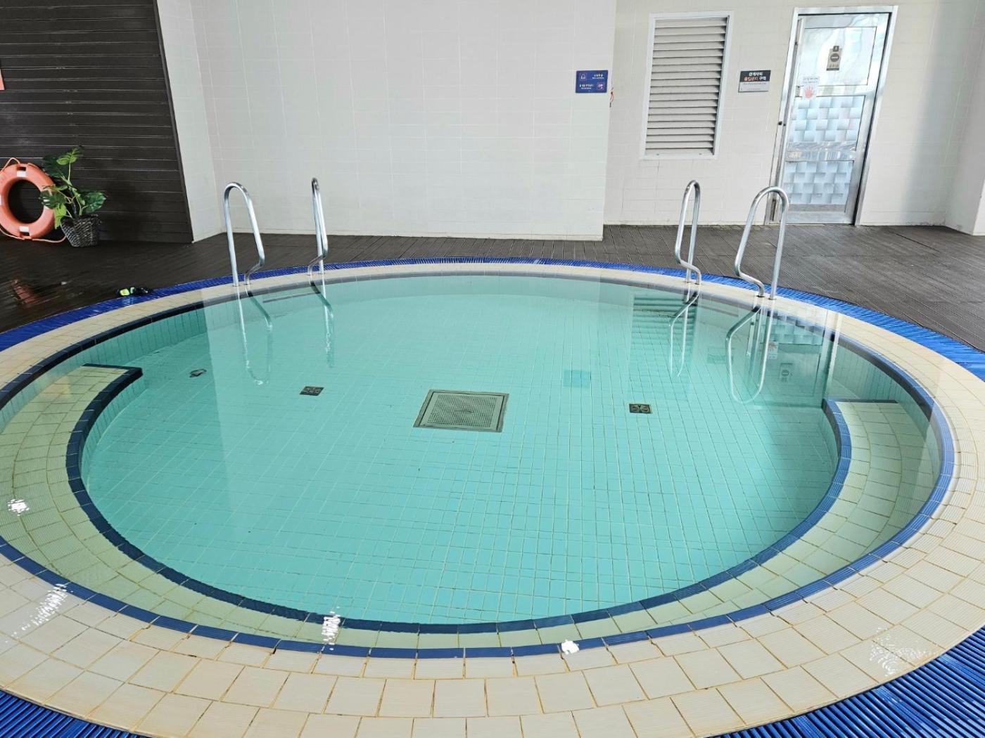 Haeundai Beach 1 Cho Apartment Пусан Екстериор снимка