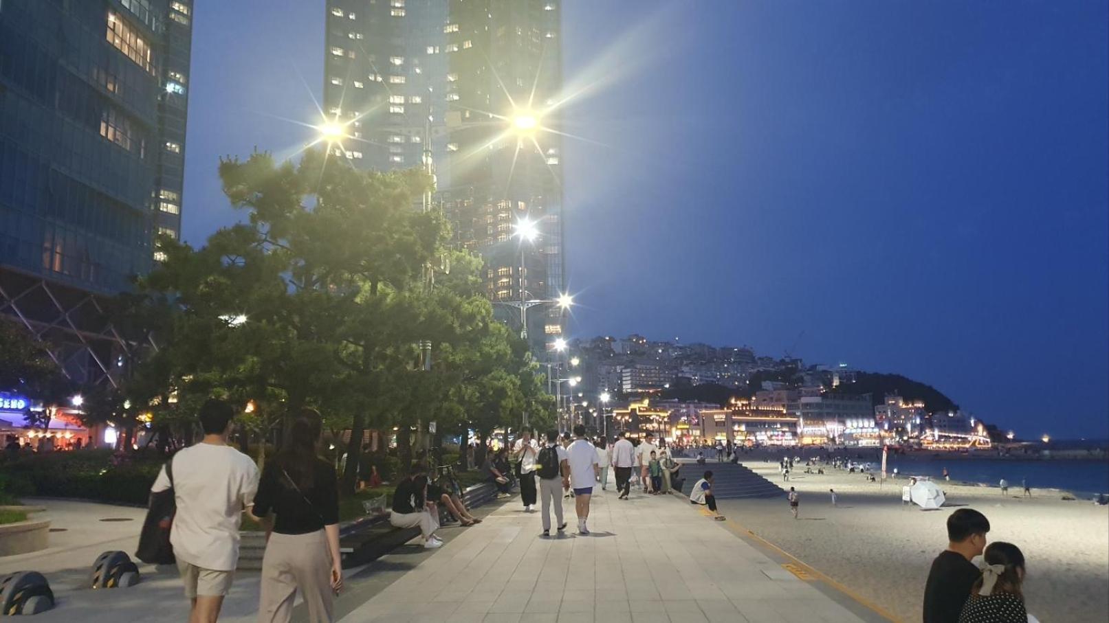 Haeundai Beach 1 Cho Apartment Пусан Екстериор снимка